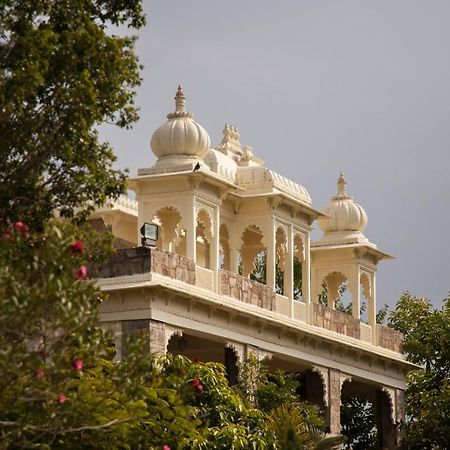 The Udaibagh Hotel อุเดเปอร์ ภายนอก รูปภาพ