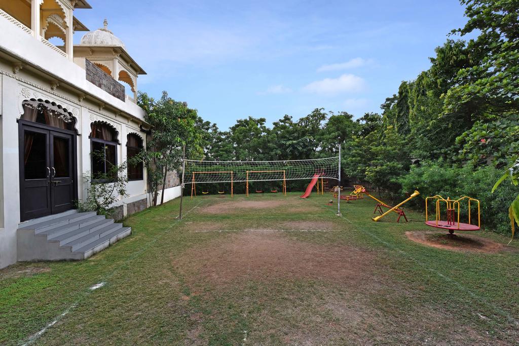 The Udaibagh Hotel อุเดเปอร์ ภายนอก รูปภาพ